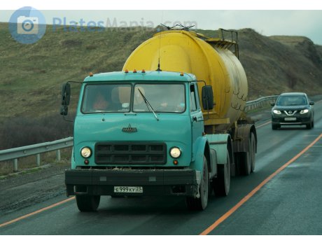е999ку23, MAZ 500