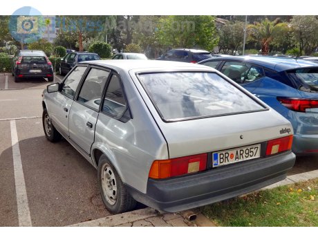 BR AR957, Moskvich (AZLK) 2141
