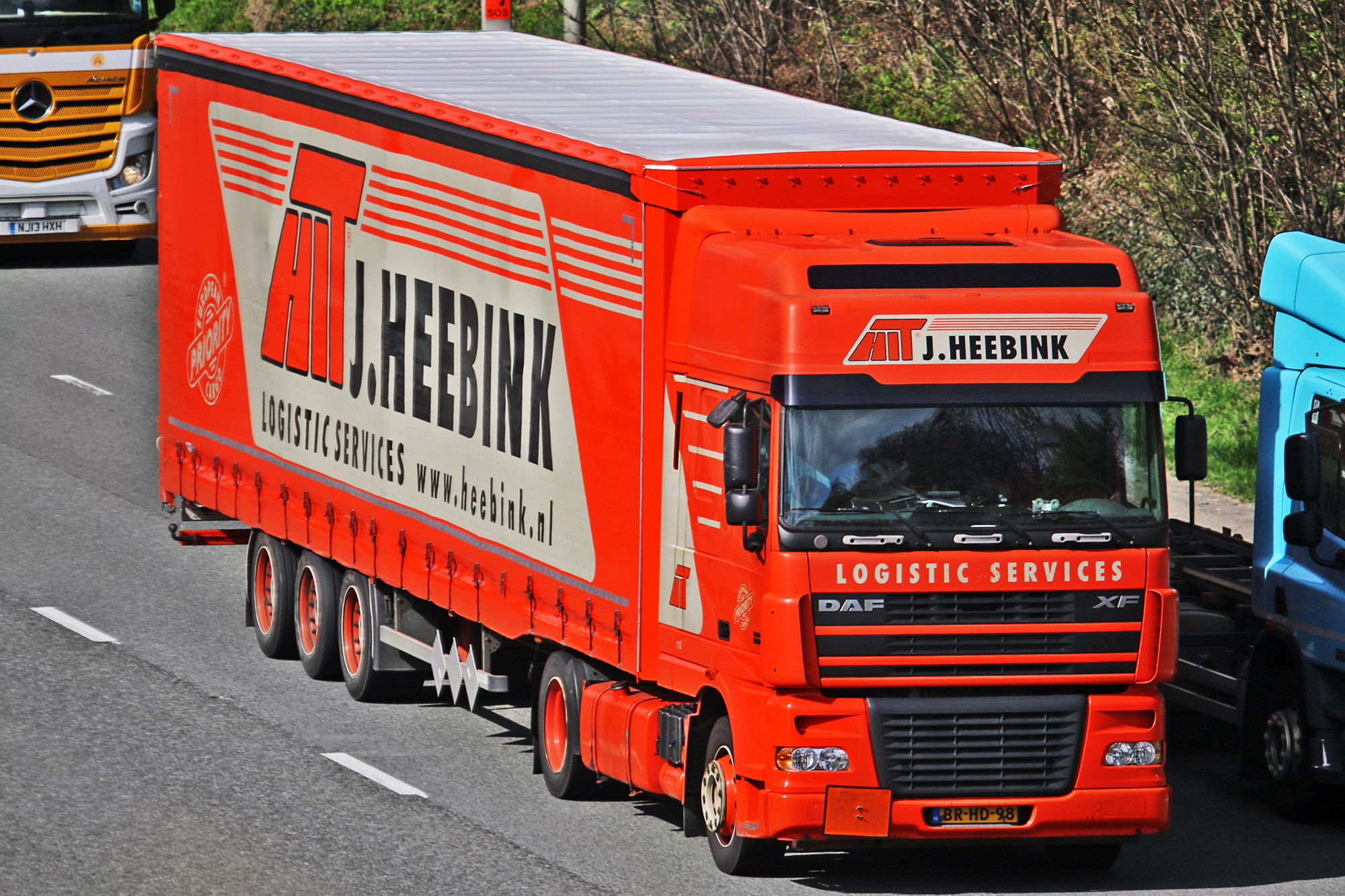 BR-HD-98, DAF XF 2nd gen (XF95), 2002–2006