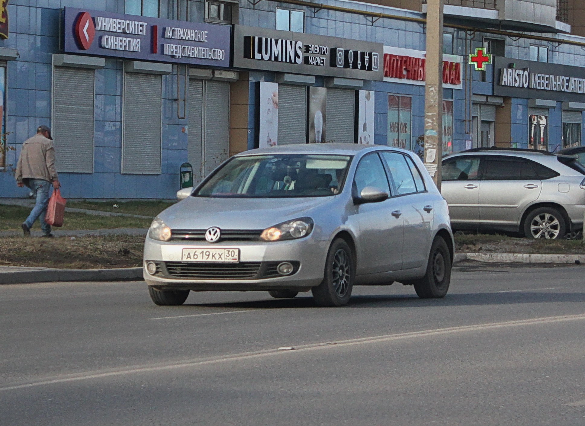 а 619 кх 30, Volkswagen Golf 6th gen 5-door Hatch (5K), 2008–2013
