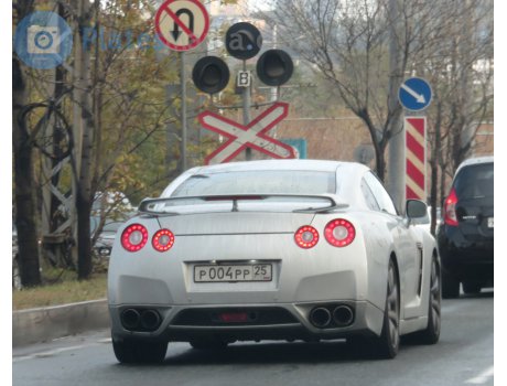 р004рр25, Nissan GT-R