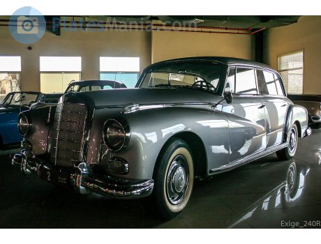 2, Mercedes-Benz 300