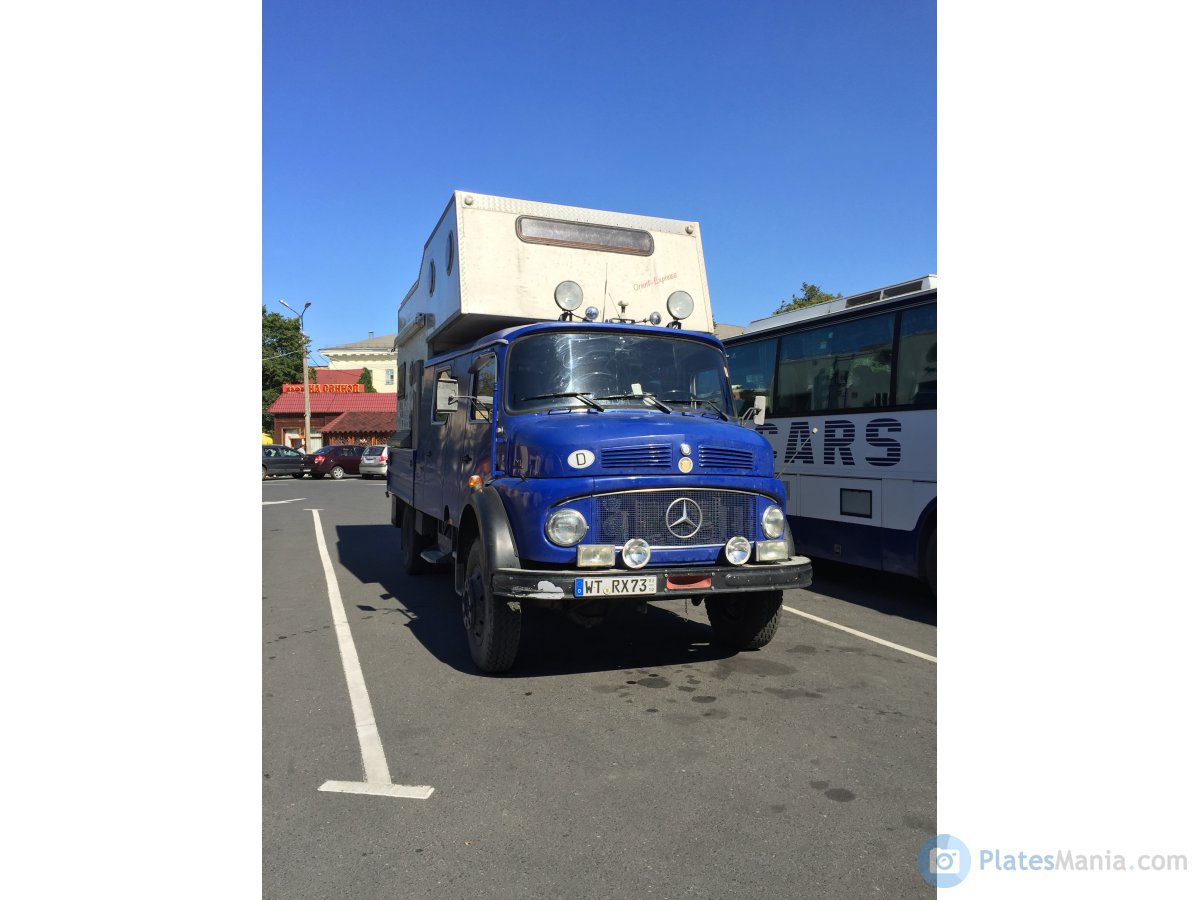 WT RX 73 (03/10), Mercedes-Benz L/LA-Series Trucks 