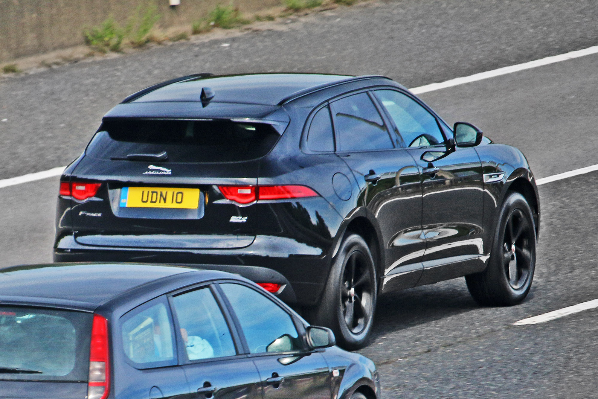 UDN10, Jaguar F-Pace 1st gen (X761), 2016–