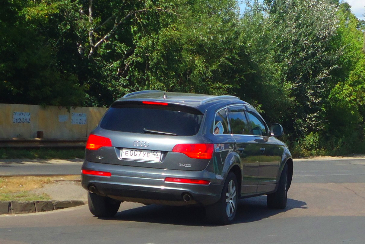 е 007 уе 46, Audi Q7 