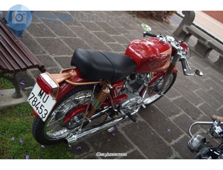 MU-78453, Ducati 200 Elite
