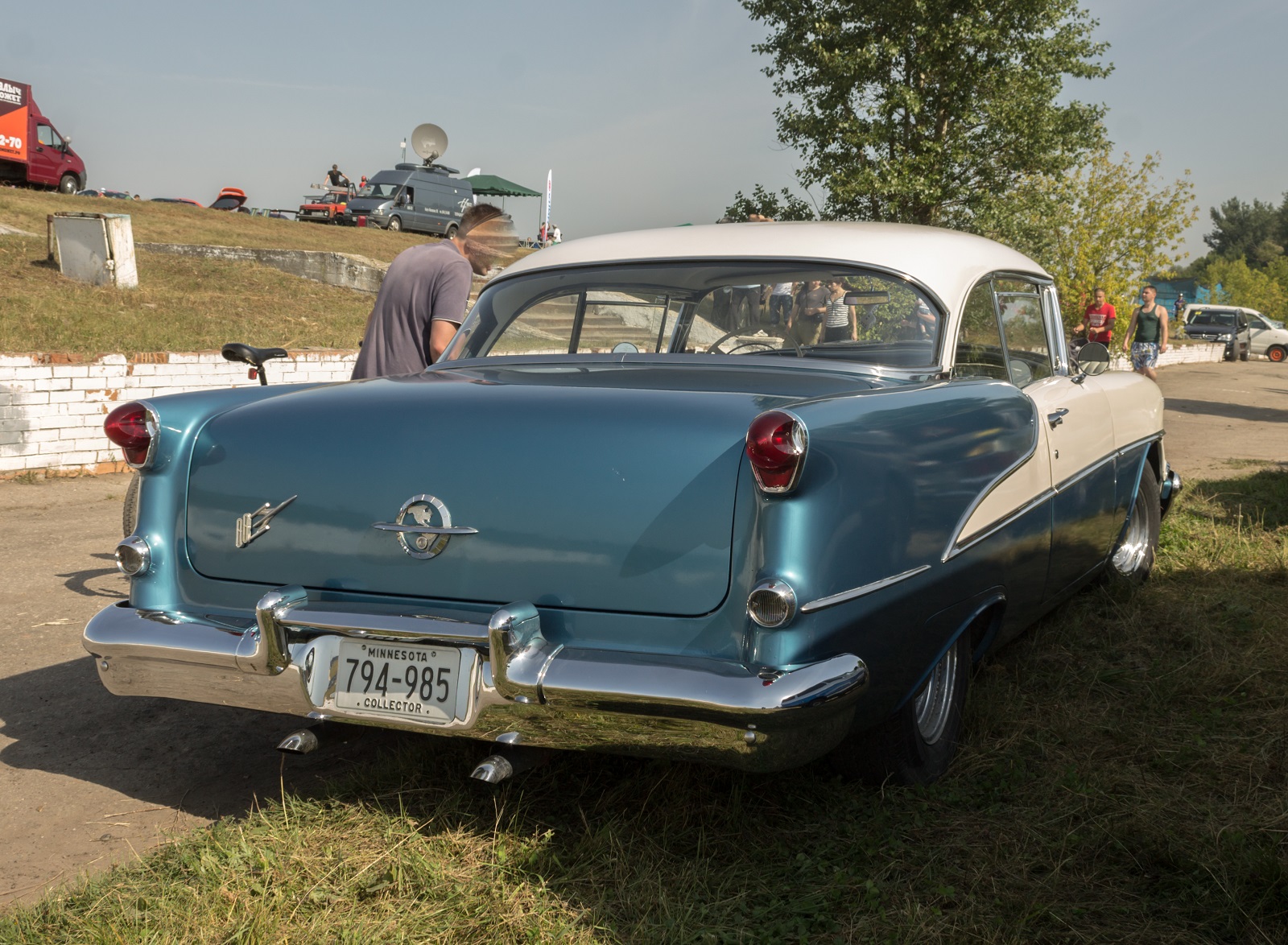 794-985, Oldsmobile 88 2nd gen 1954 2-door Sedan (3611; B-body), 1953–1954