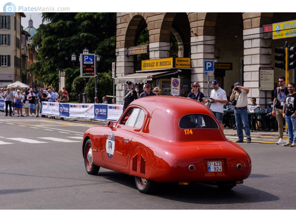 O-AZD-924, FIAT 1100 