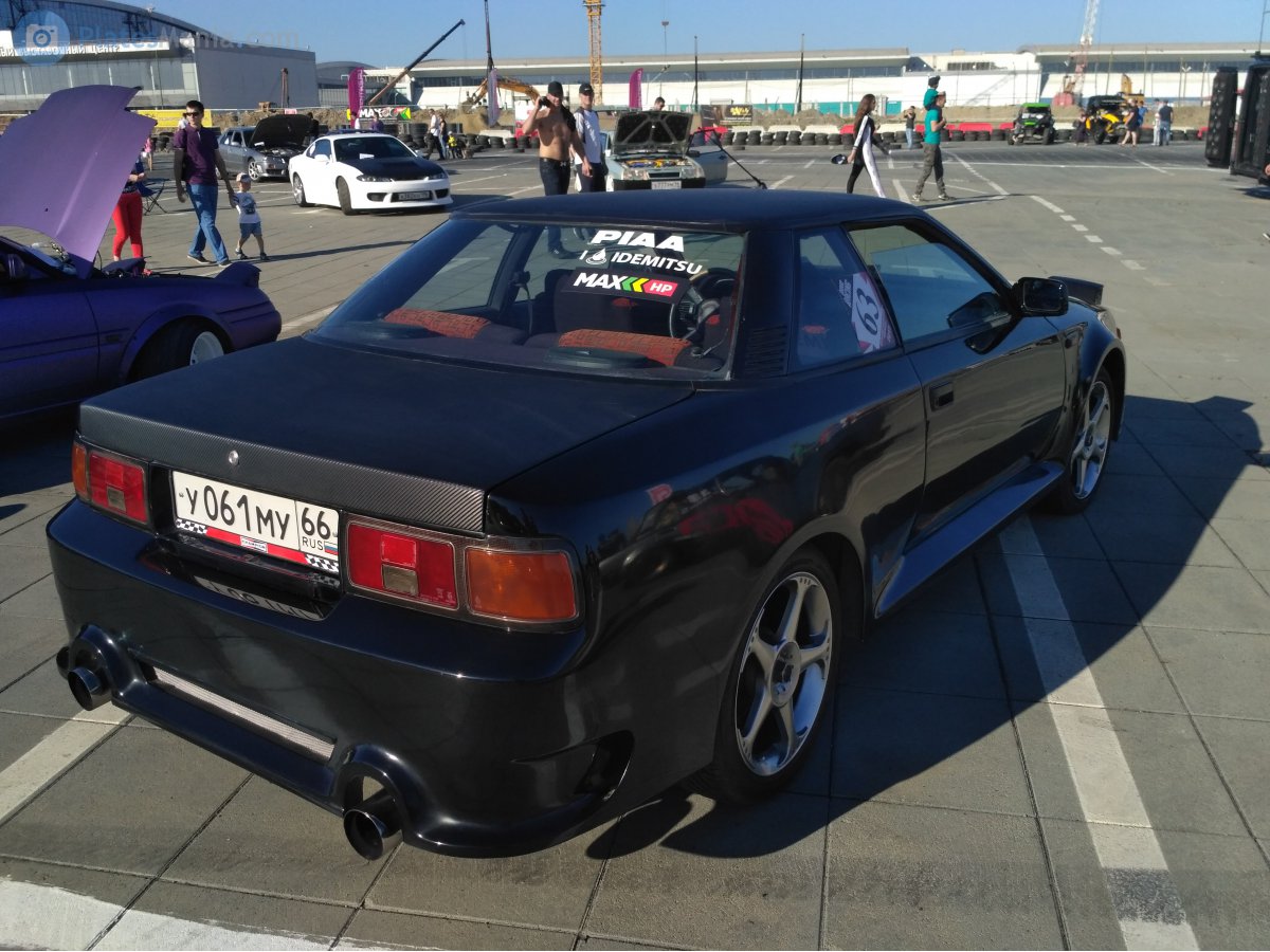 у 061 му 66, Toyota Celica 4th gen Coupé (T160), 1985–1989