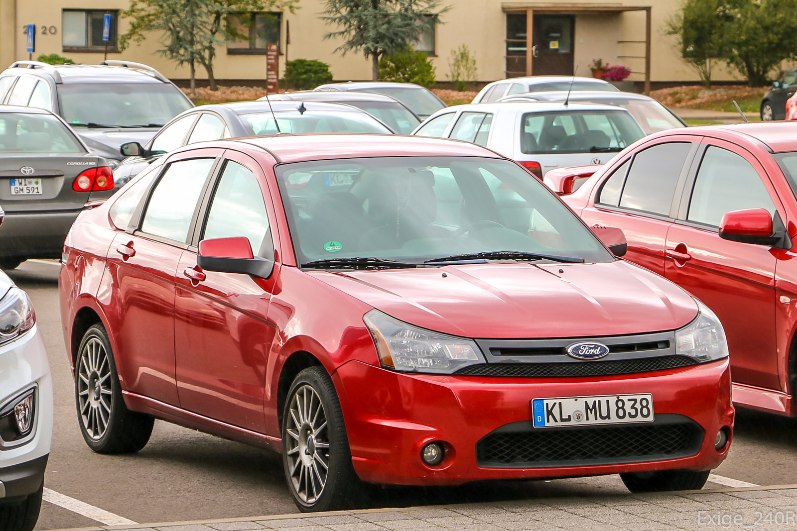 KL MU 838, Ford Focus 2nd gen Sedan (NA2; C170; NA-market), 2007­–2010