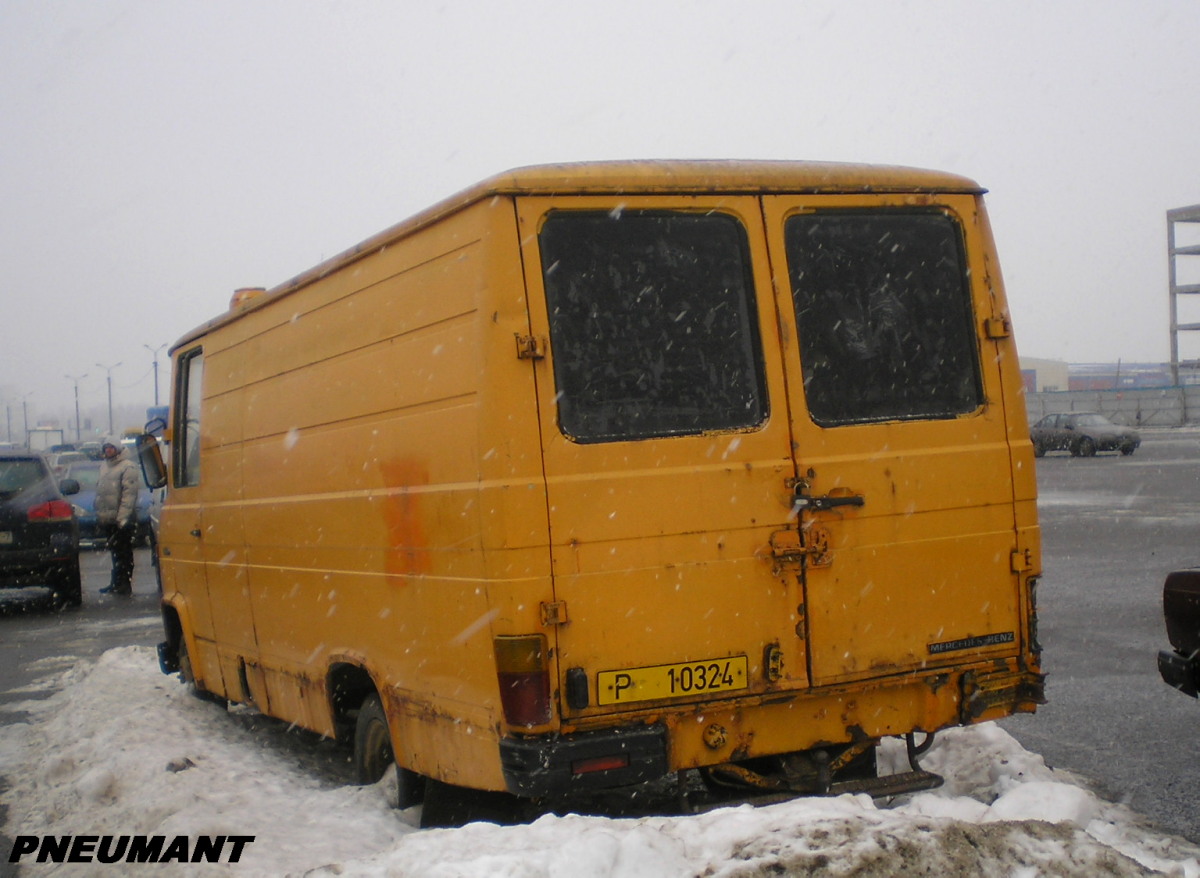 P 10324, Mercedes-Benz T2 1st gen (309/310/313), 1966–1990