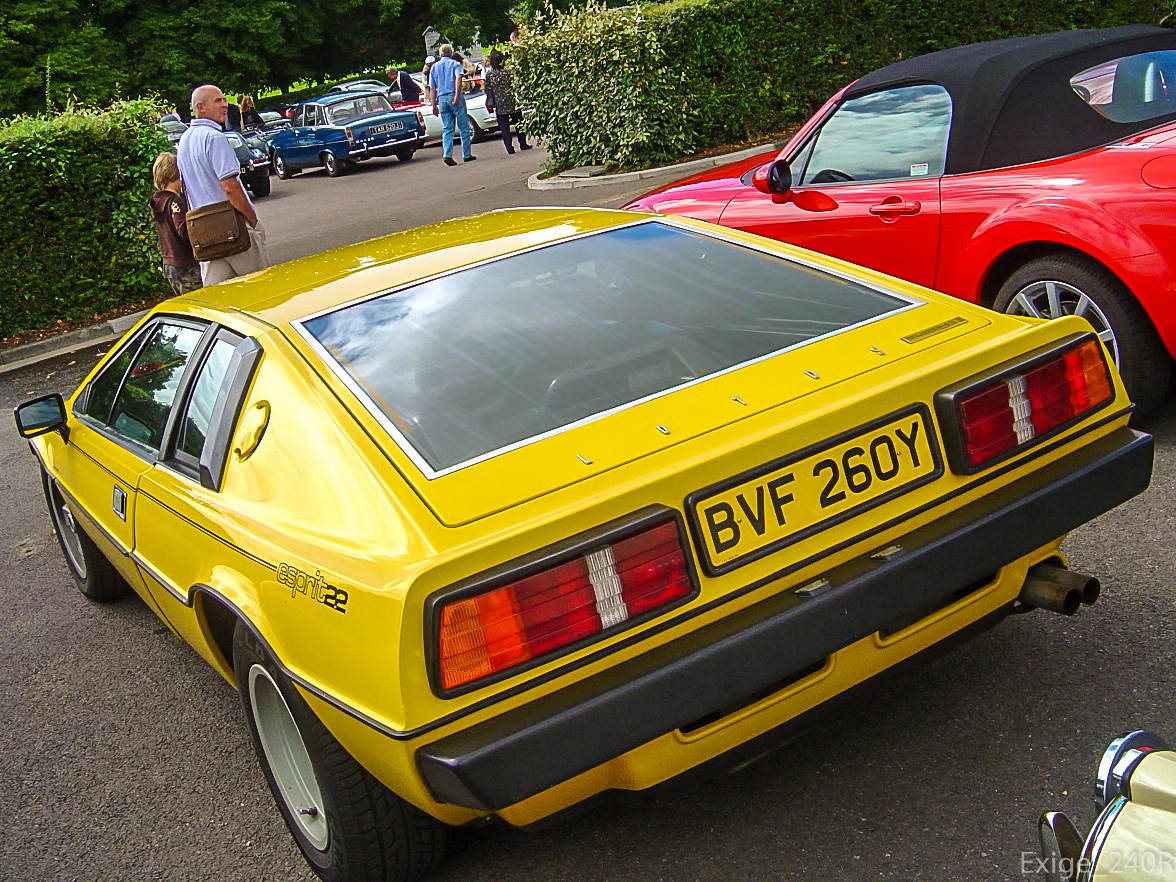 BVF260Y, Lotus Esprit 