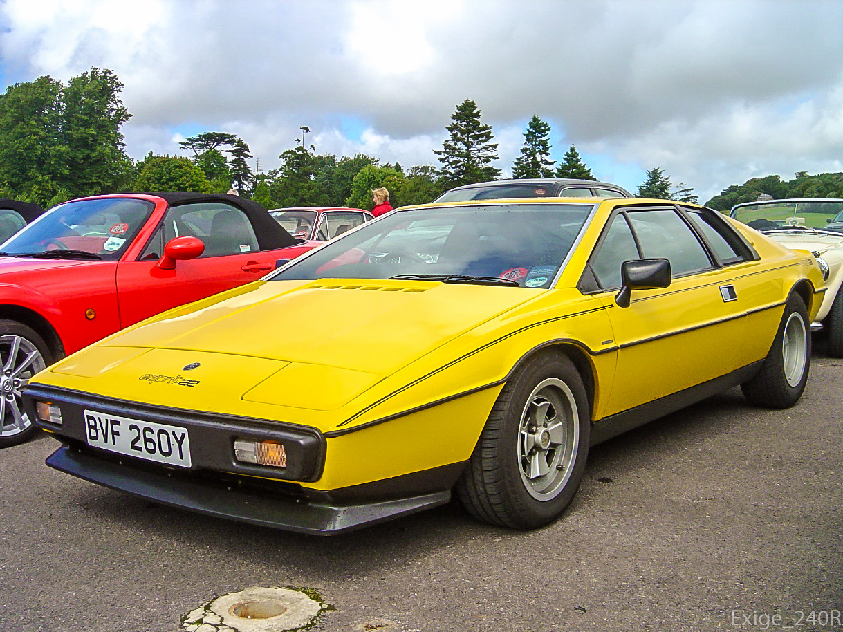 BVF260Y, Lotus Esprit 