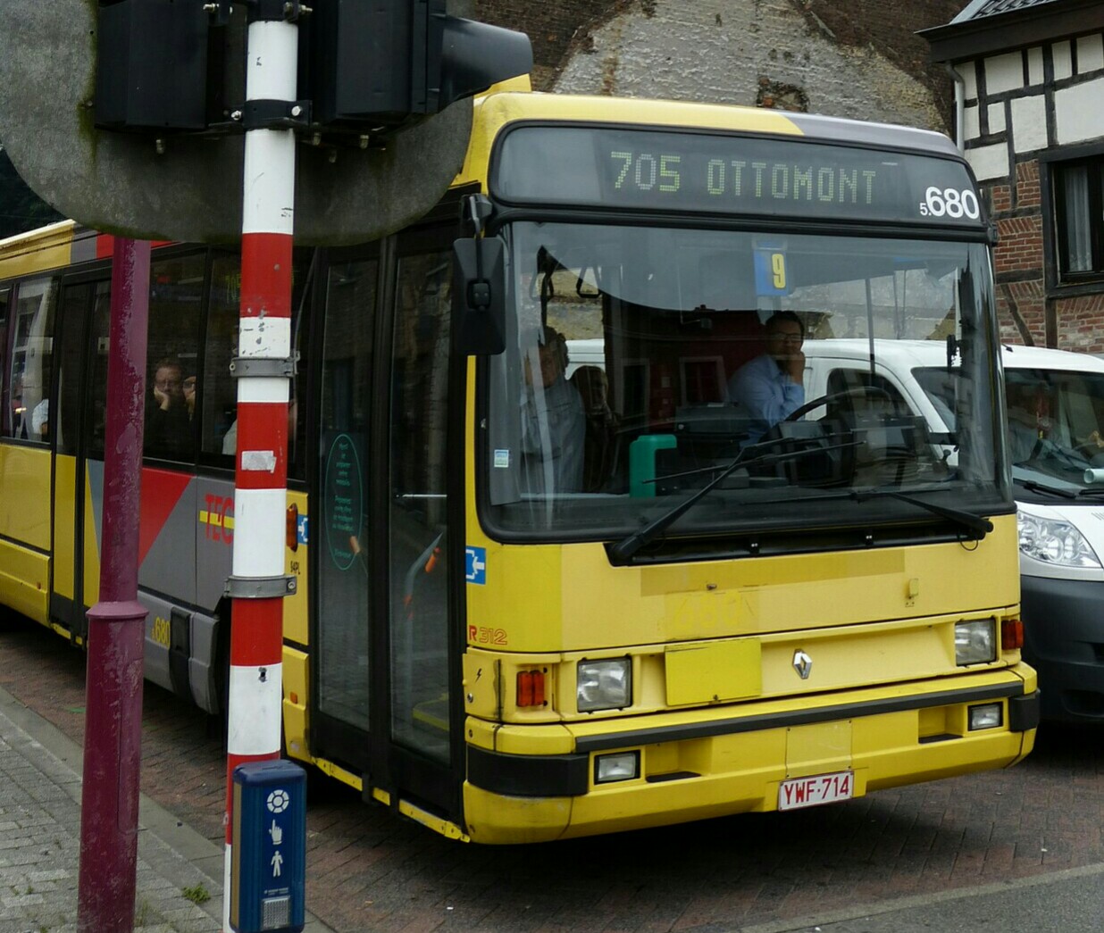 YWF-714, Renault R312 R312, 1987–1996