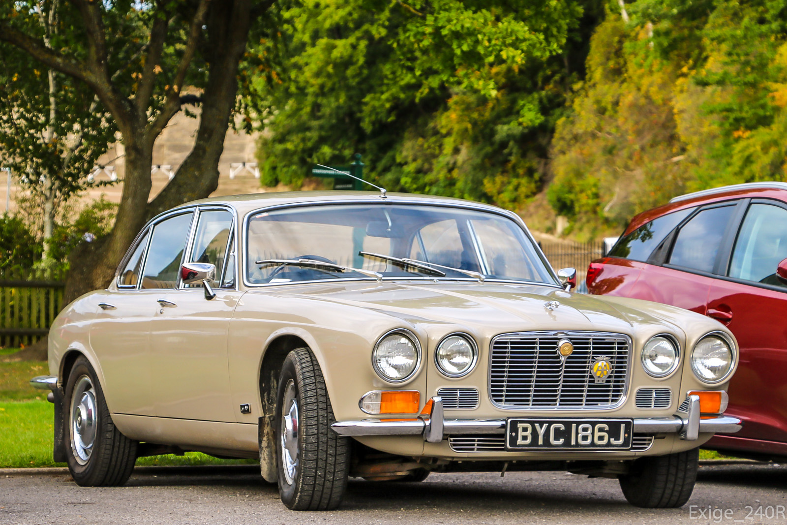 BYC186J, Jaguar XJ 1st gen Sedan (Series 1/2/3), 1968–1992