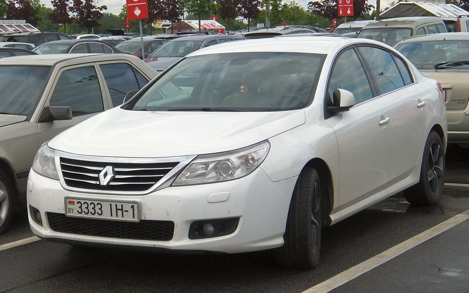 3333 IH-1, Renault Latitude 1st gen (L43), 2010–2015