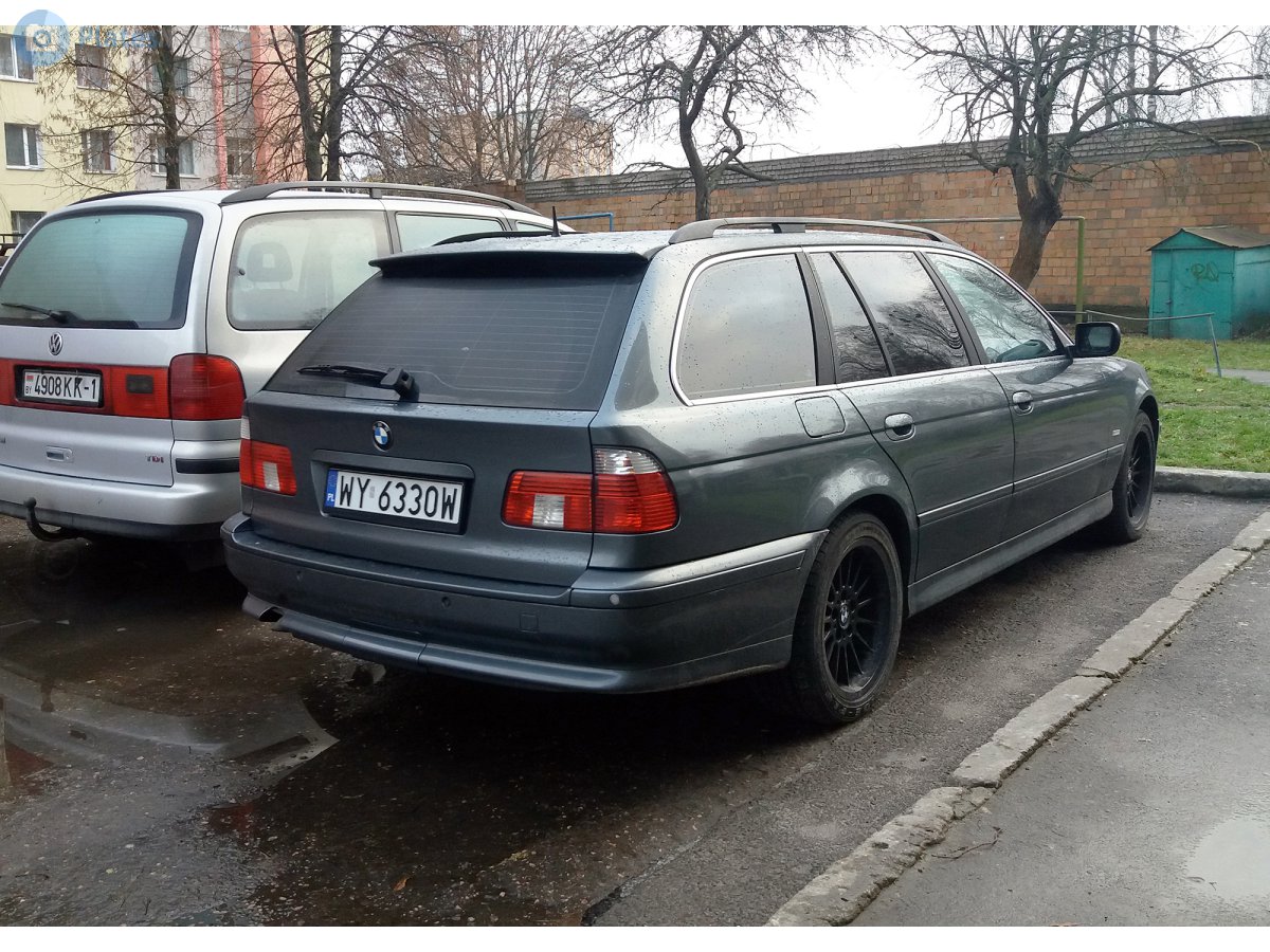 WY 6330W, BMW 5 Series 4th gen Touring (E39), 1996–2003