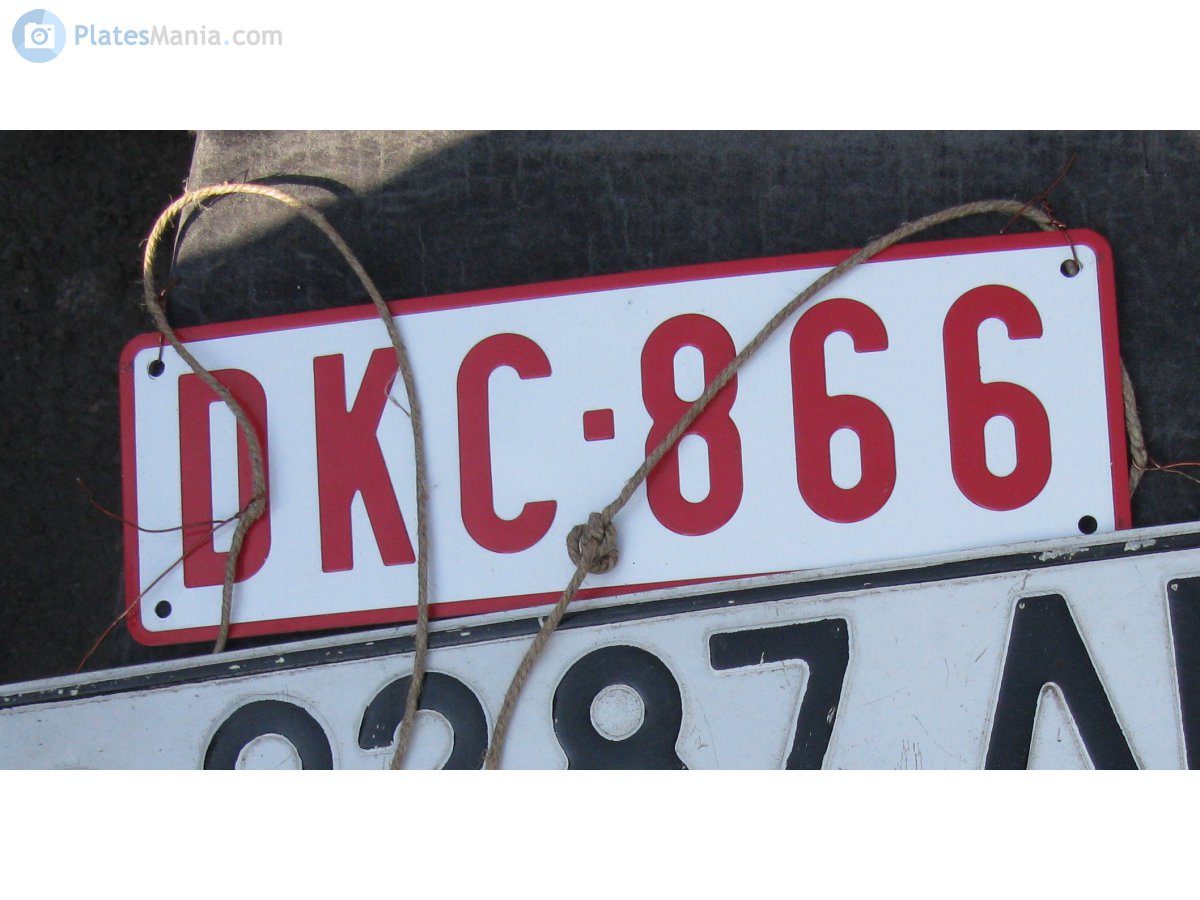 DKC-866, License plate without vehicle 