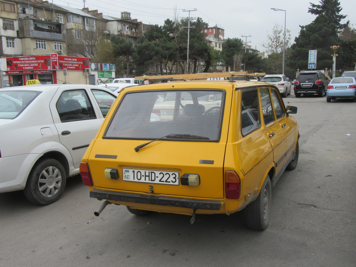 10 HD 223, Renault 12 1st gen Break (X17), 1970–1980
