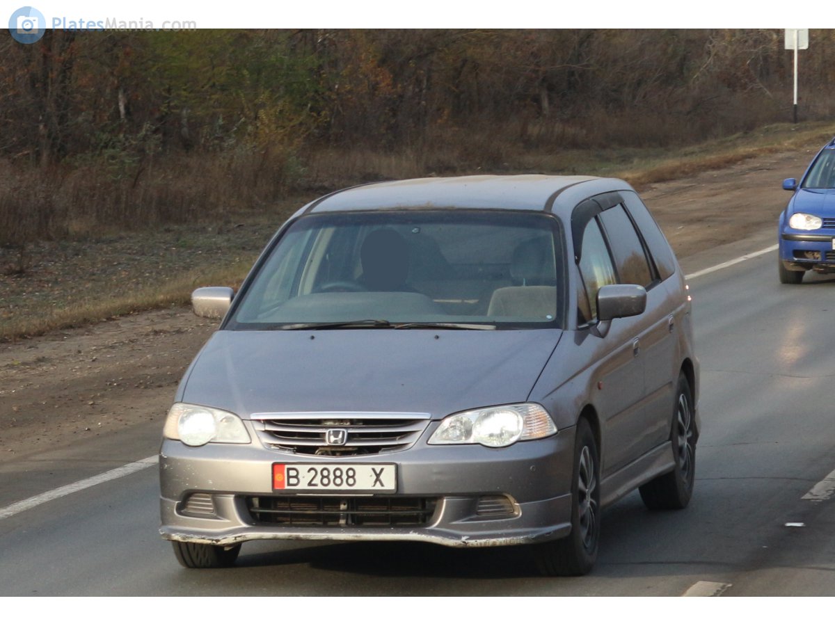 B 2888 X, Honda Odyssey 