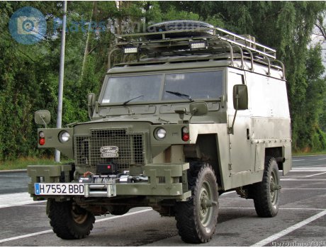 H 7552 BBD, Santana Land Rover 109 Militar