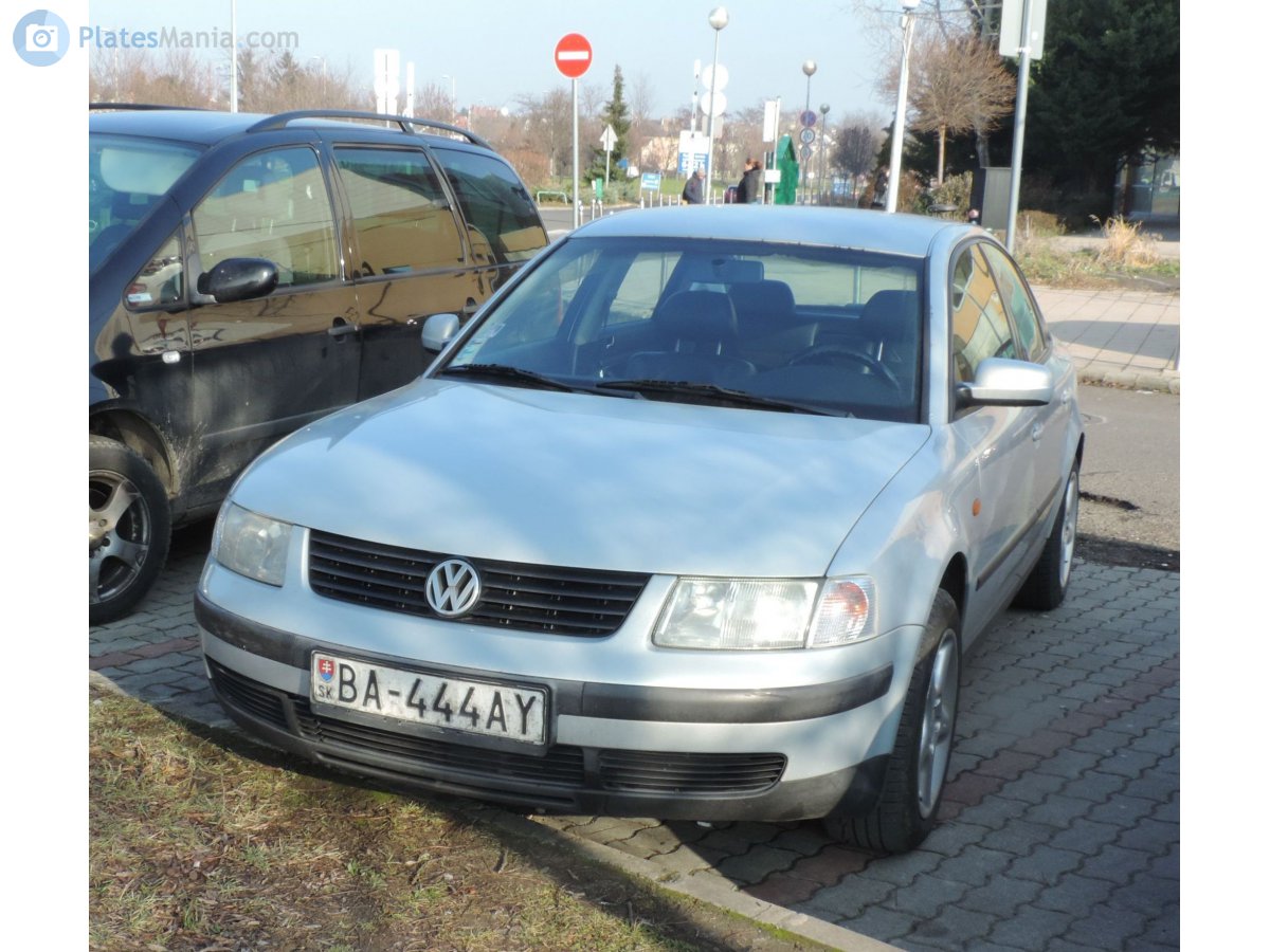 BA-444AY, Volkswagen Passat 
