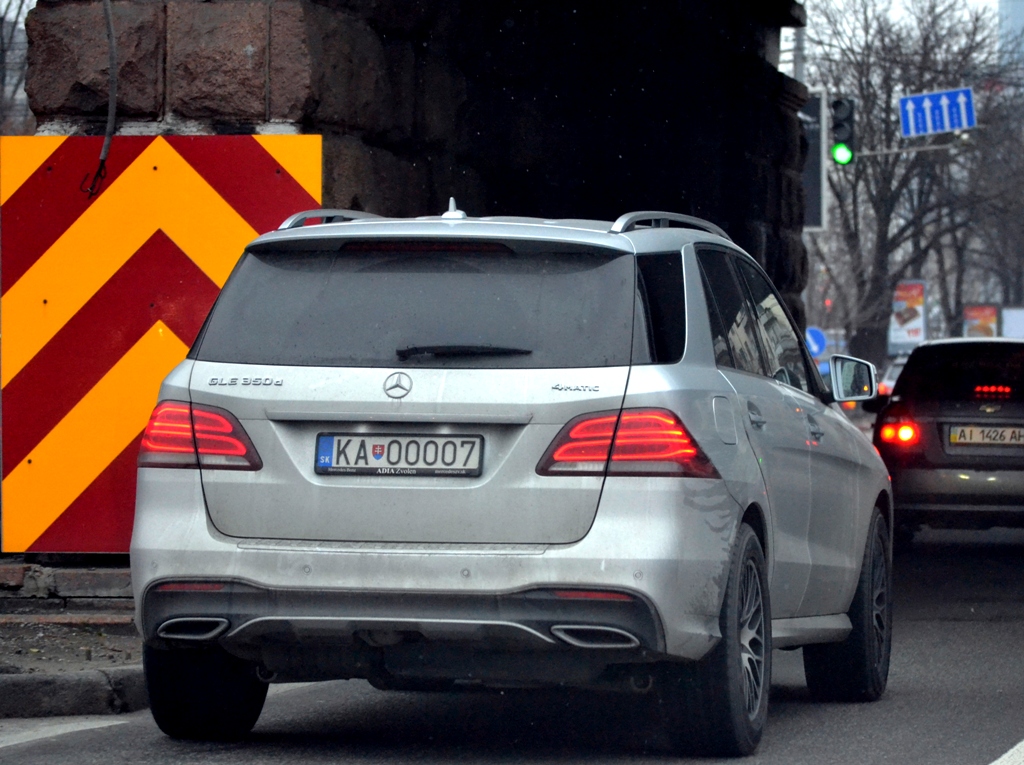 KA-OOOO7, Mercedes-Benz GLE-Klasse 1st gen SUV (W166), 2015–2018