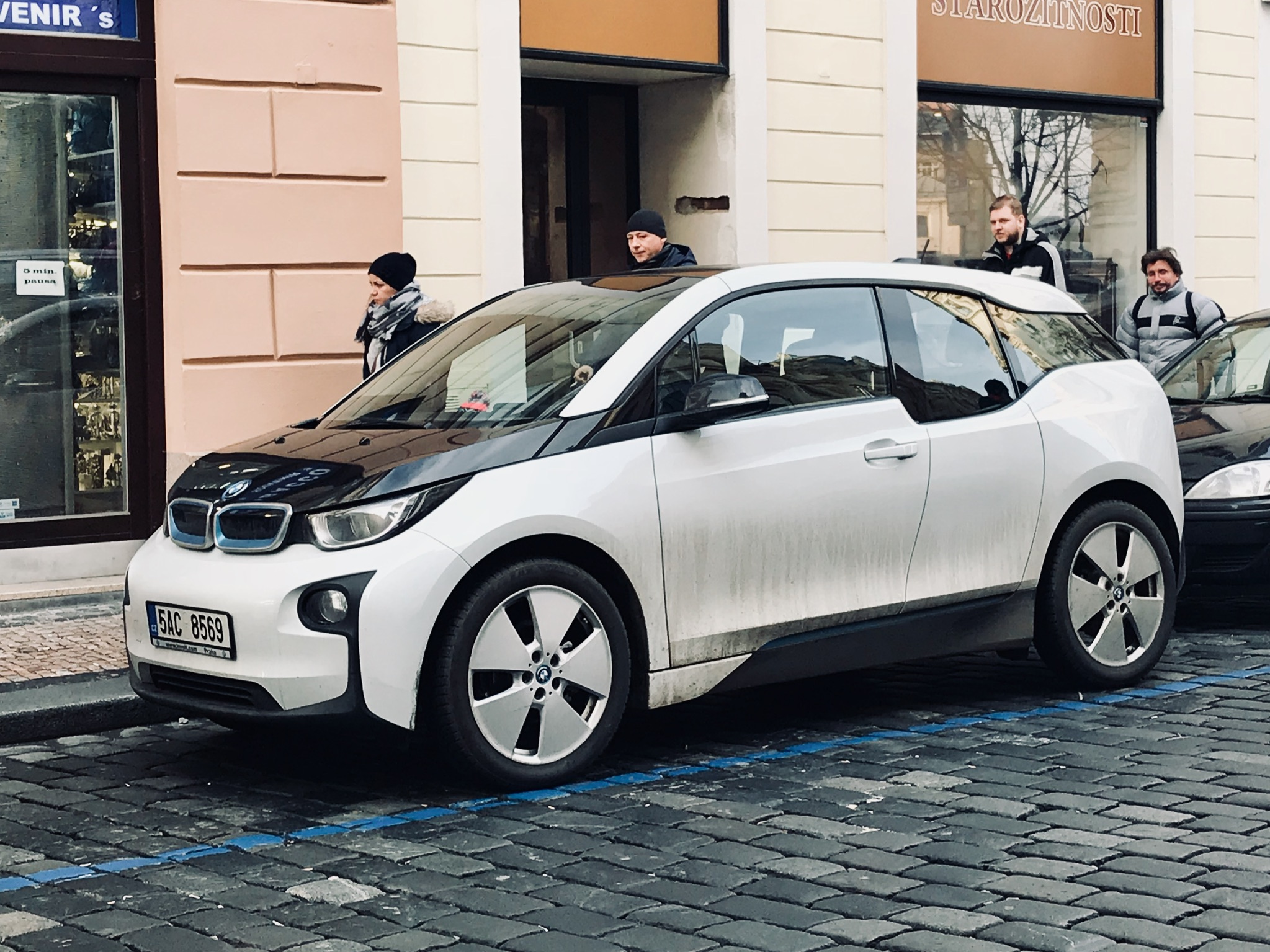 5AC 8569, BMW i3 1st gen (I01), 2013–2017