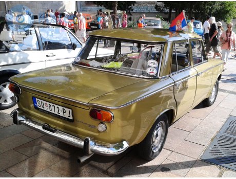 SU 072-PJ, Zastava 1300/1500