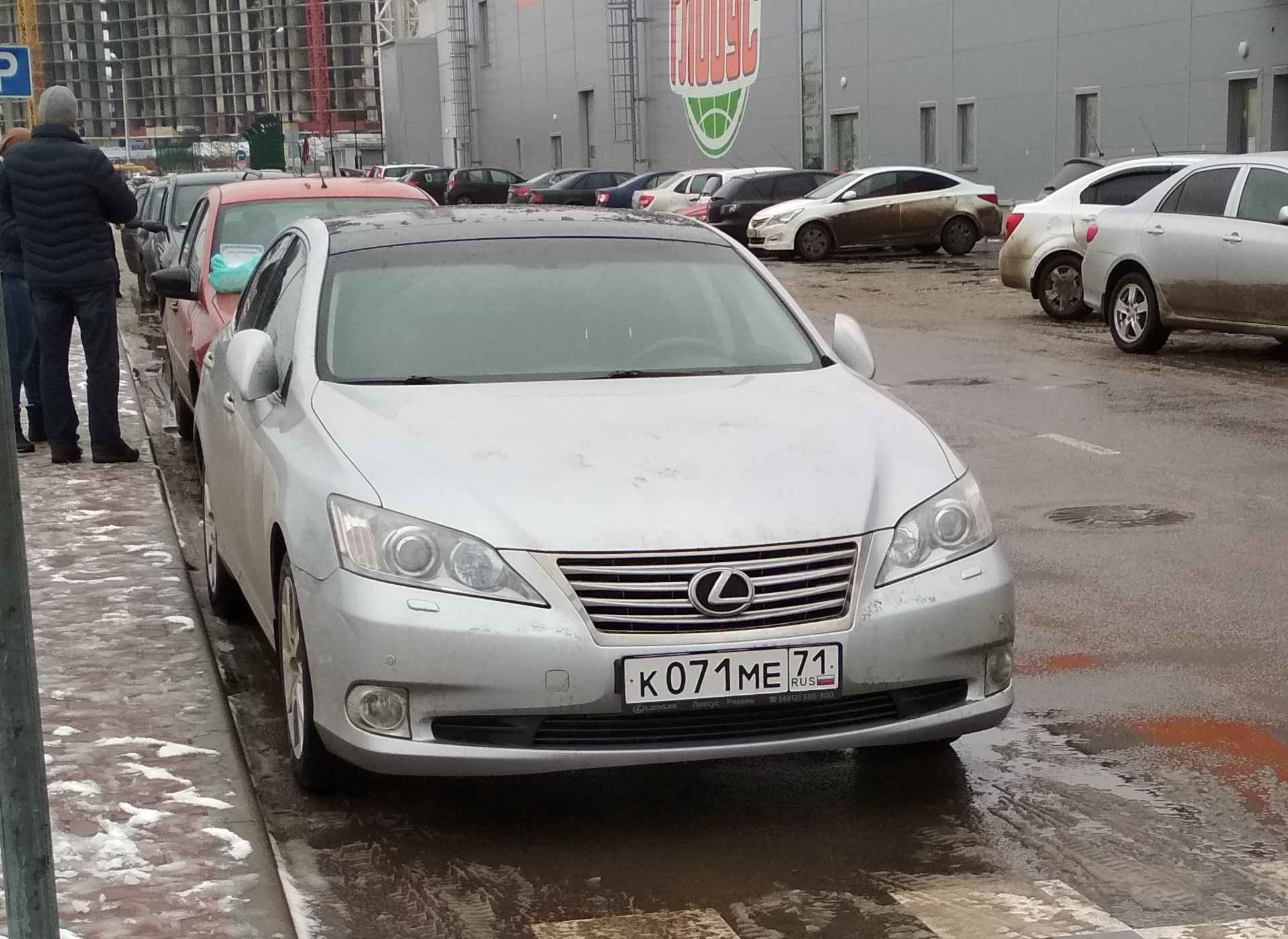 к 071 ме 71, Lexus ES 