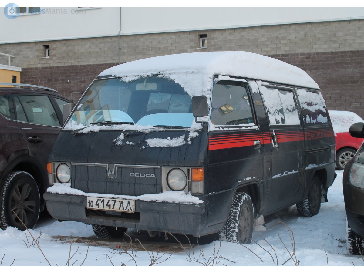 ю 4147 ЛД, Mitsubishi Delica 2nd gen (Star Wagon) Van, 1979–1986