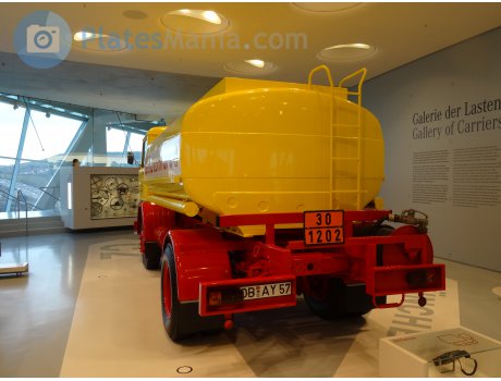 OB AY 57, Mercedes-Benz LP-Series