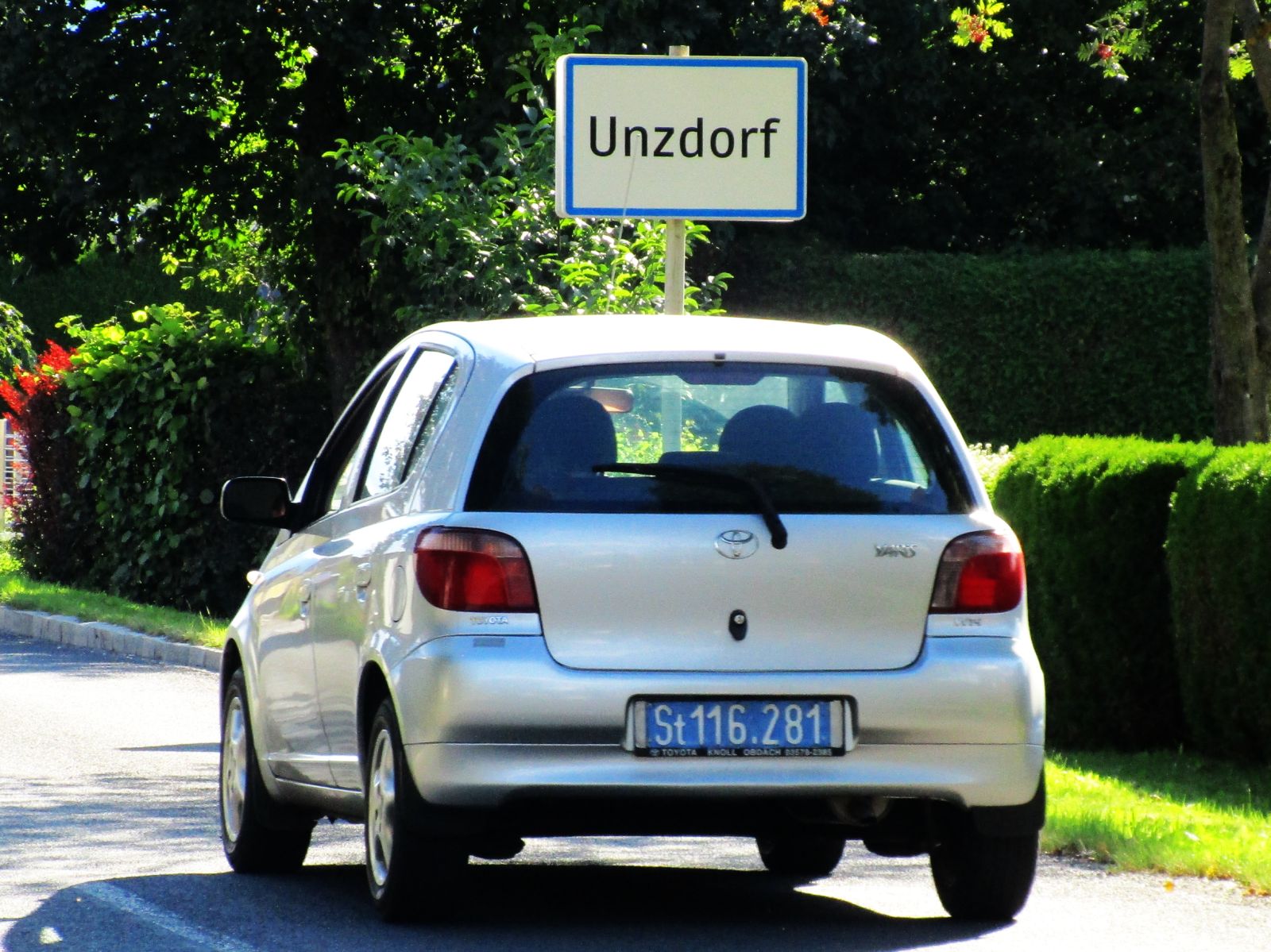 St 116.281, Toyota Yaris 1st gen 3-door Hatch (XP10), 1999–2005