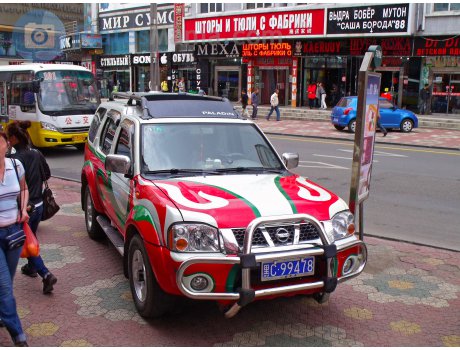 黑C·99478, Nissan Paladin