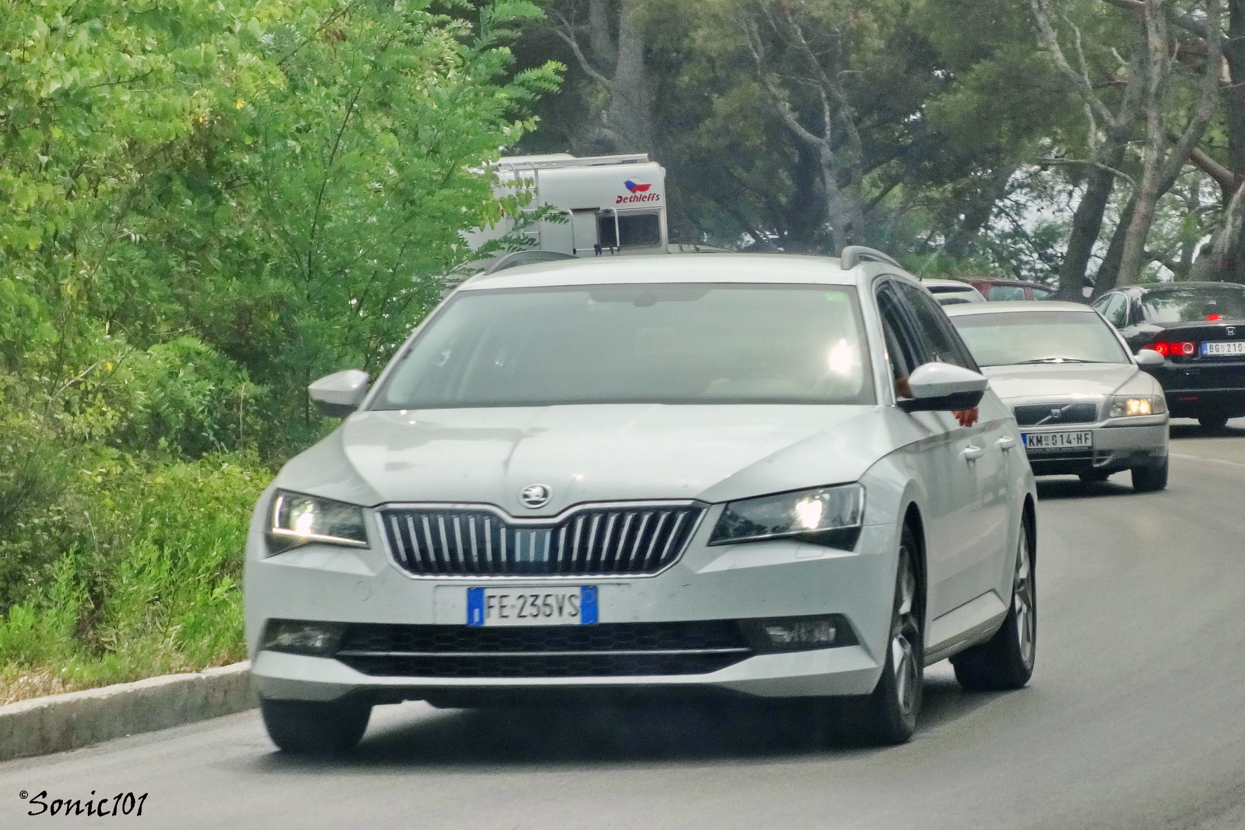 FE 235 VS, Skoda Superb 