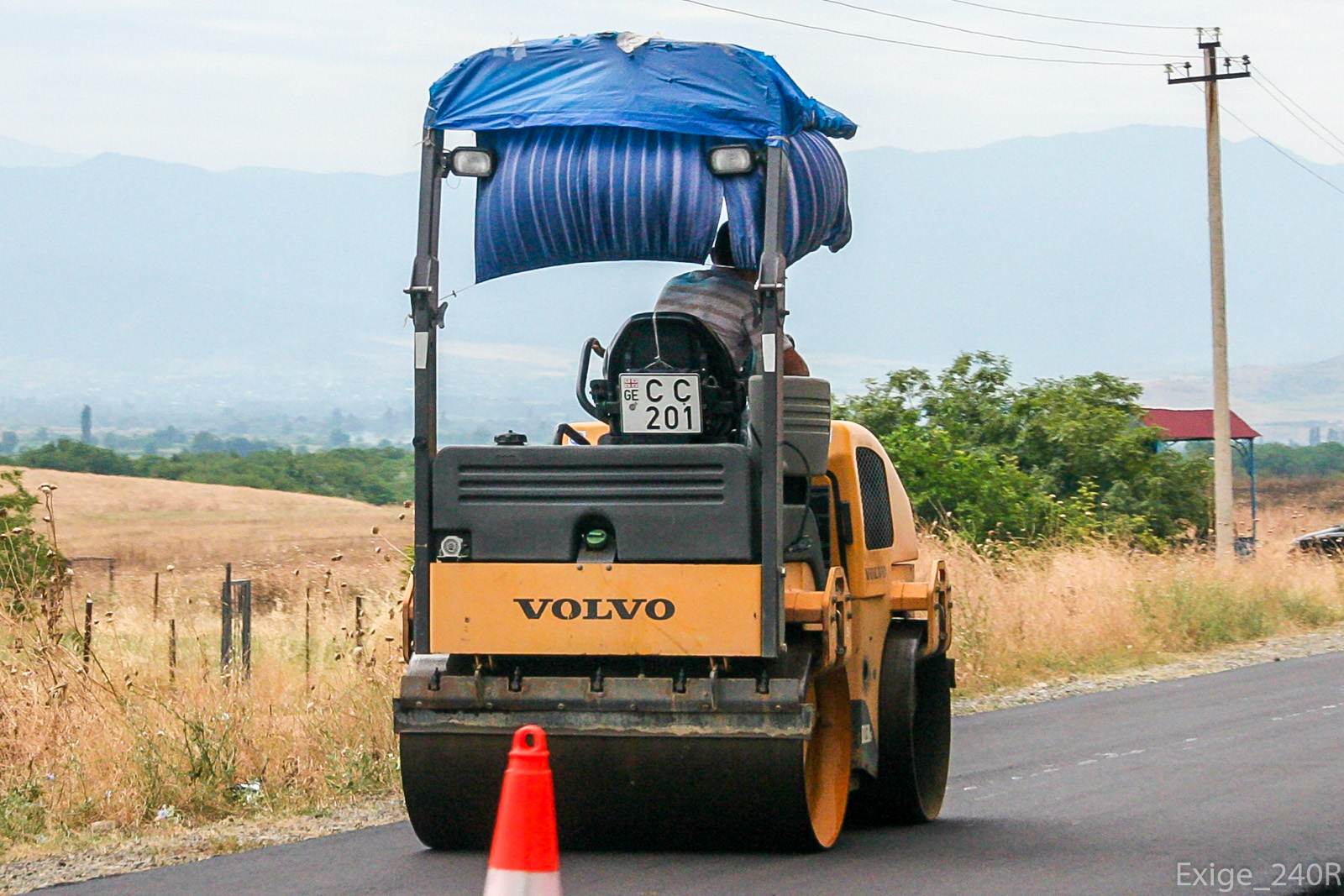 CC-201, Volvo DD-Series 