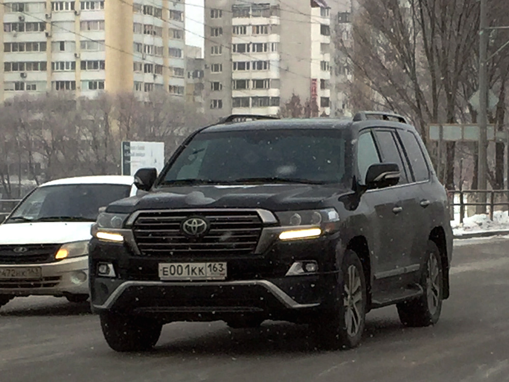 е 001 кк 163, Toyota Land Cruiser 200 (J200), 2nd facelift, 2015–2021
