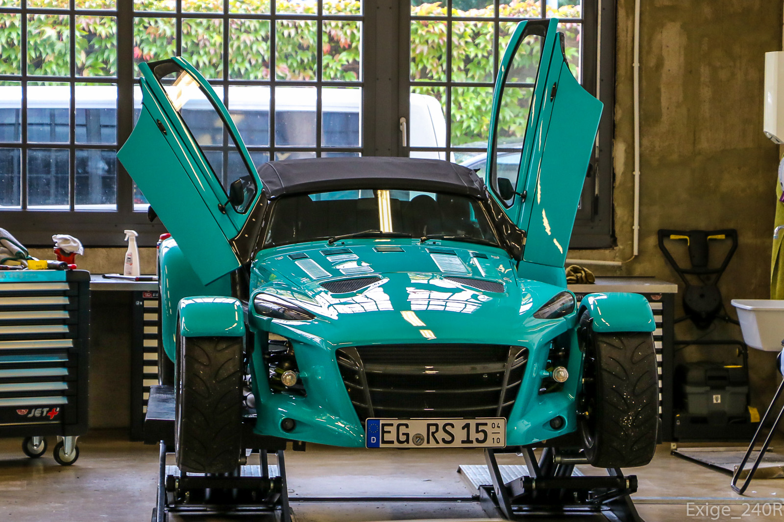 EG RS 15 (04/10), Donkervoort D8 