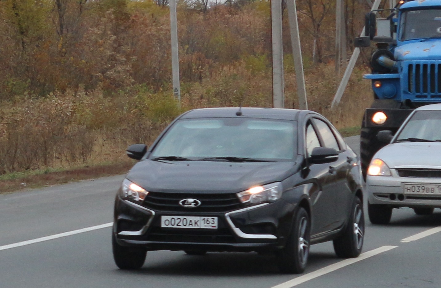 о 020 ак 163, Lada (VAZ) Vesta 1st gen Sedan (GFL), 2015–2022