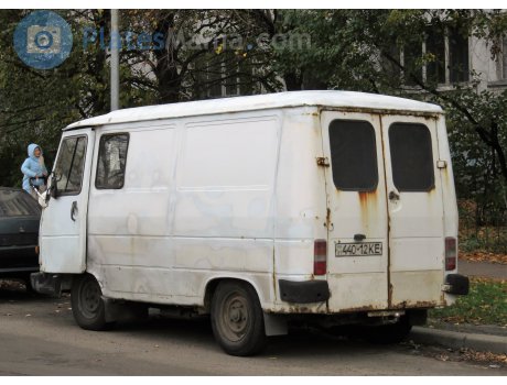 11 440-12 KE, Peugeot J9