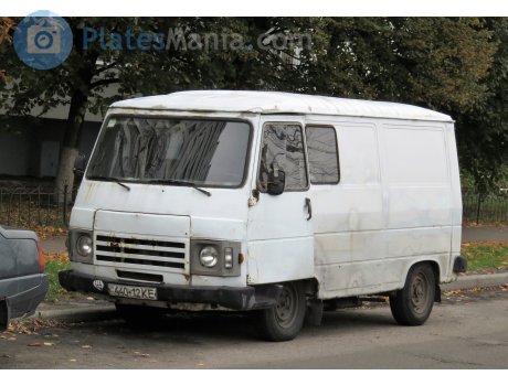 11 440-12 KE, Peugeot J9