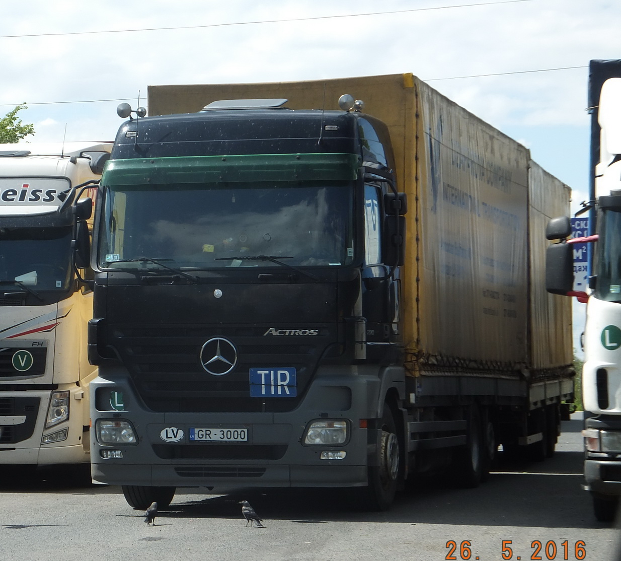 GR-3000, Mercedes-Benz Actros 
