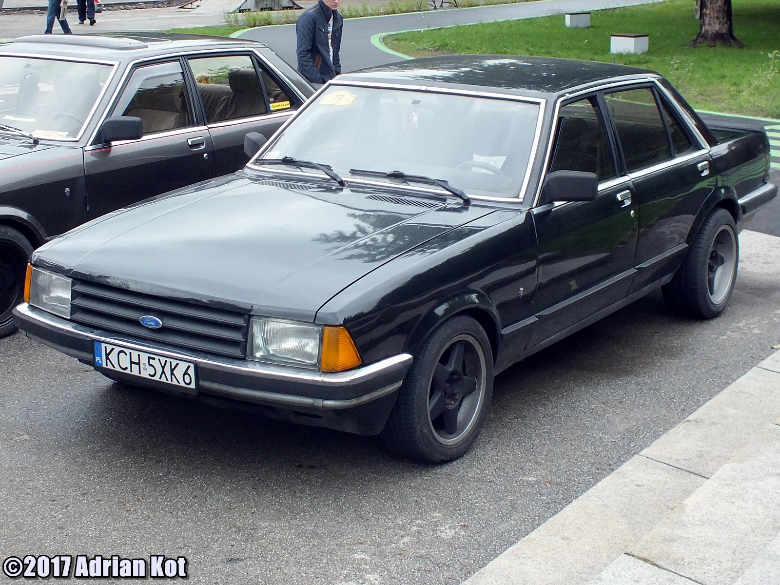 KCH 5XK6, Ford Granada 2nd gen 4-door Sedan (GFU; EU-market), 1977–1985