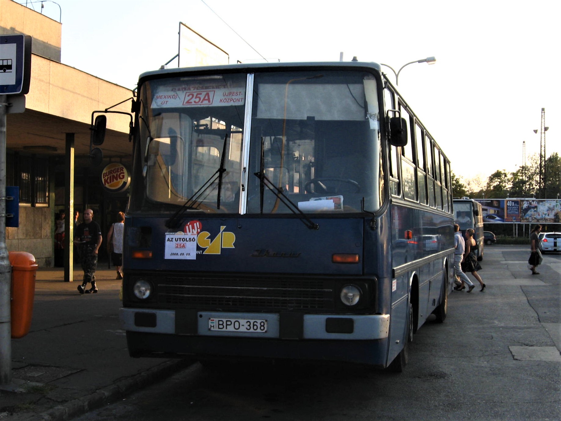 BPO-368, Ikarus 260 