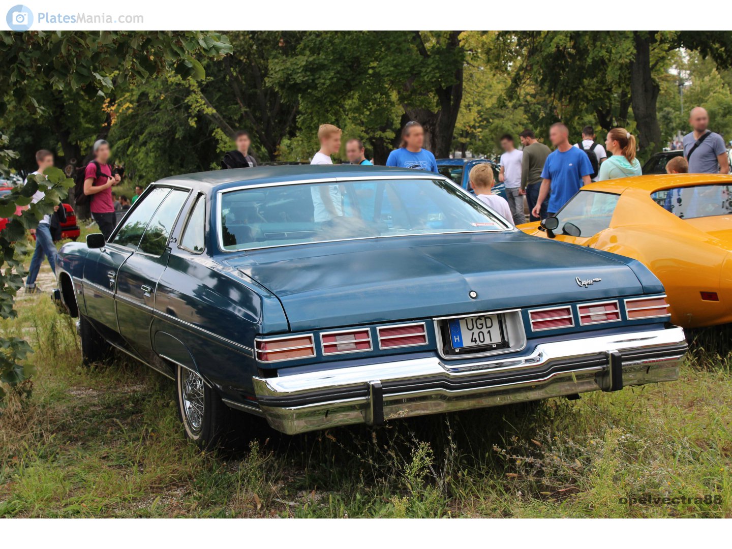 UGD-401, Chevrolet Caprice 2nd gen 1971 2-door Hardtop Coupé (16647; B-body), 1970–1971