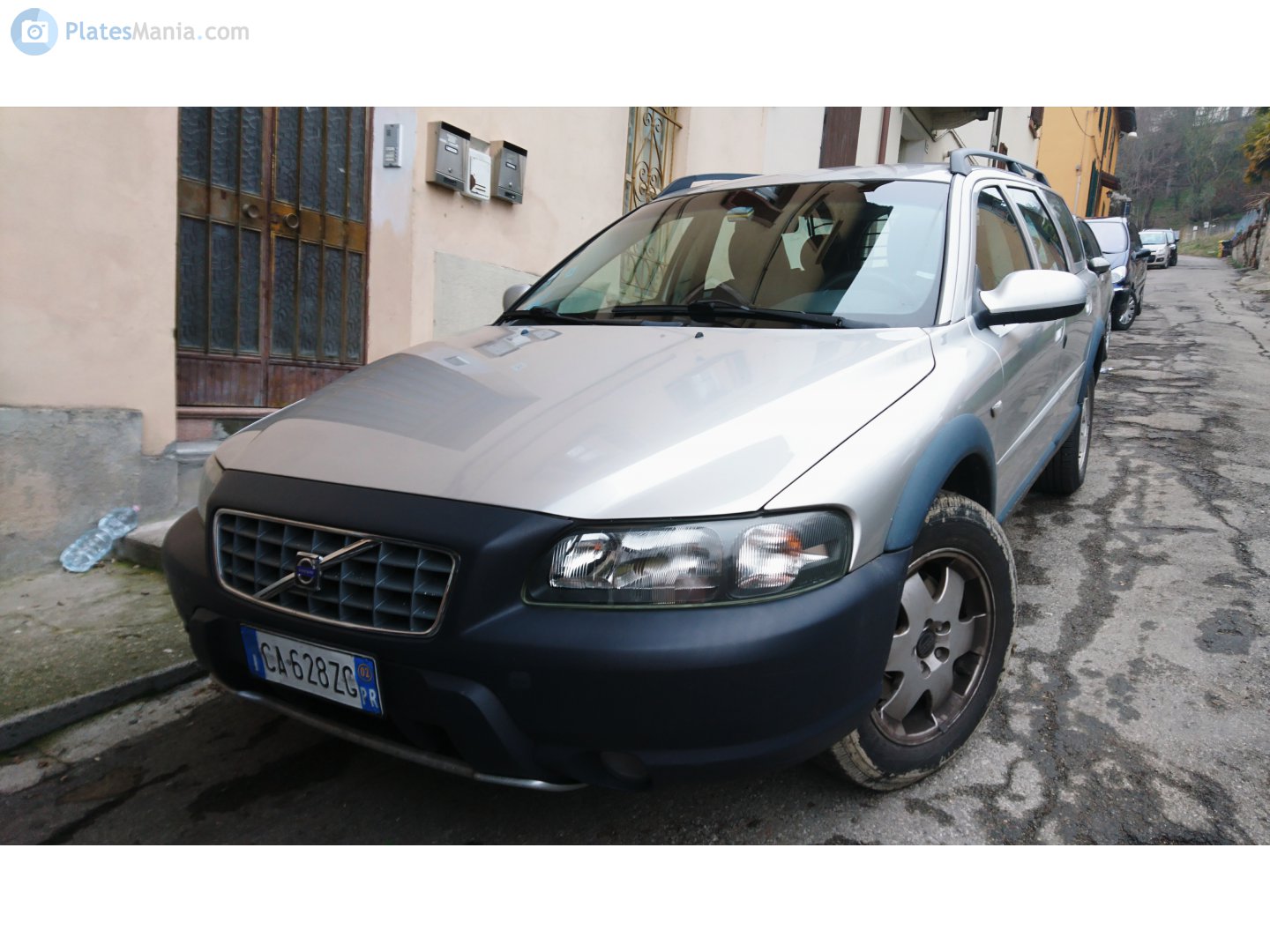 CA 628 ZG, Volvo V70XC 2nd gen (136), 2000–2002