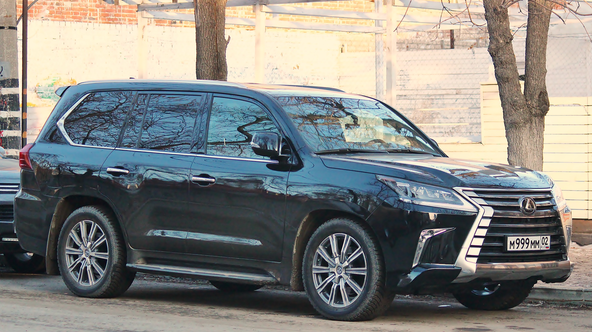 м 999 мм 02, Lexus LX 3rd gen (J200), 2nd facelift, 2015–2021