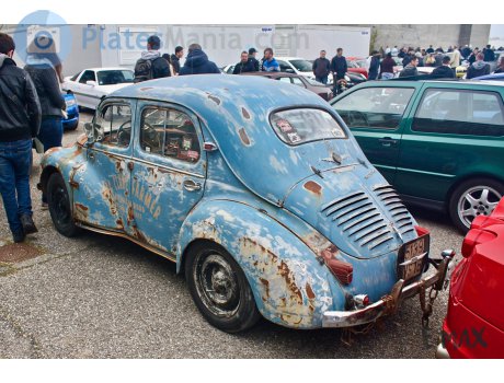 5139 VS 16, Renault 4CV