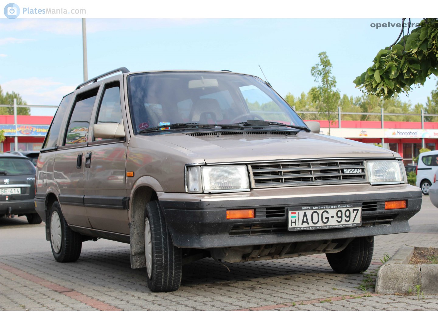 AOG-997, Nissan Prairie 1st gen (M10), 1982–1988