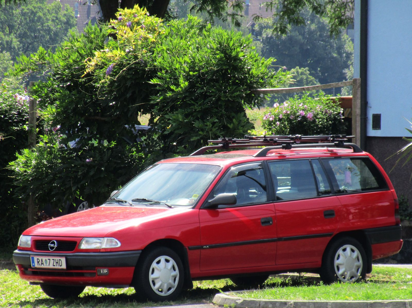 RA 7 ZHD, Opel Astra 1st gen Caravan Wagon (F; T92), 1991–1998 (–2002 for Eastern Europe)
